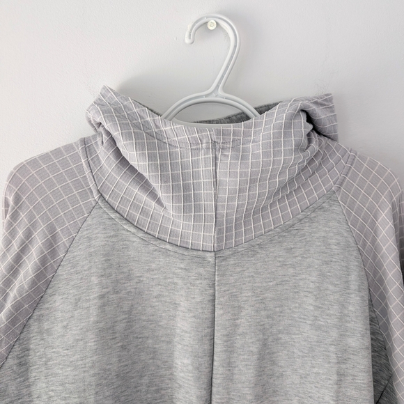 Reebok Women's TS Q4 Hoodie Sweatshirt In Size Large - Picture 8 of 12